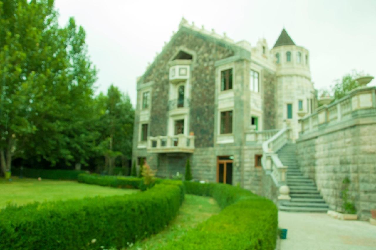X Hotel Ереван Экстерьер фото